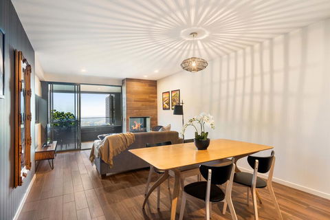 Luxury Hinterland Retreat - Family Suite With Hinterland And Ocean Views - Flights 3