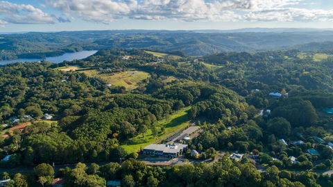 Luxury Hinterland Retreat - Family Suite With Hinterland And Ocean Views - Flights 2