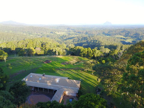 Maleny Orchard - Flights 0