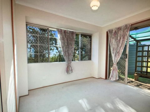 Maleny Views Holiday House - Flights 3