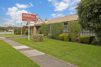 Manifold Motor Inn
