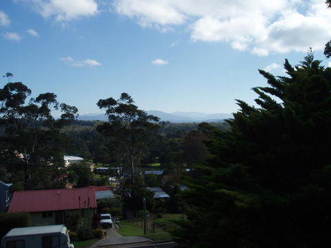 Mountain View Beach House - Flights 1