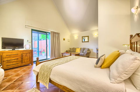 Spencer Suites Albany - Flights 4