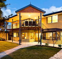 Mullaloo Beachfront Retreat - Flights