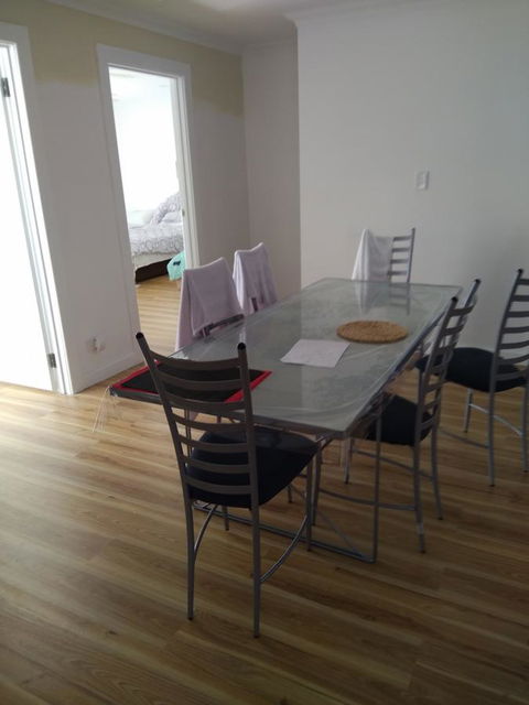 DIANELLA Budget Rooms Happy Place To Stay - Flights 16