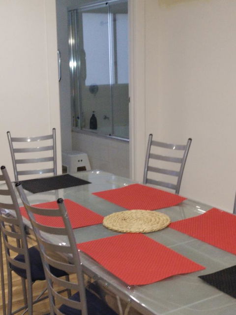 DIANELLA Budget Rooms Happy Place To Stay - Flights 27