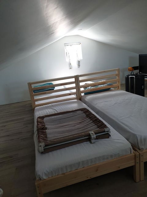 DIANELLA Budget Rooms Happy Place To Stay - Flights 5