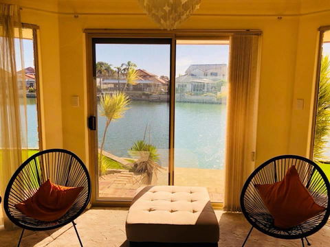 LA ANCHOR ON THE CANALS (MANDURAH) - Flights 3