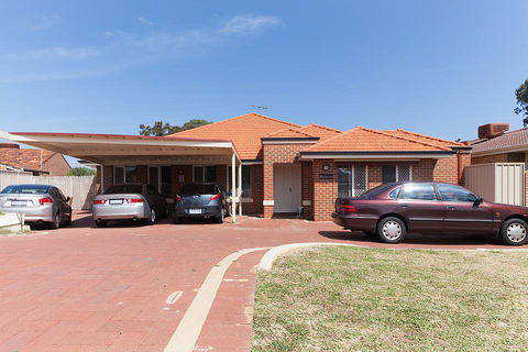 Arcadian Bed & Breakfast - Flights 18
