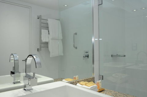 Hotel Grand Chancellor Launceston - Flights 3
