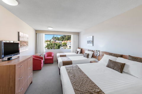 Best Western Plus Launceston - Flights 11