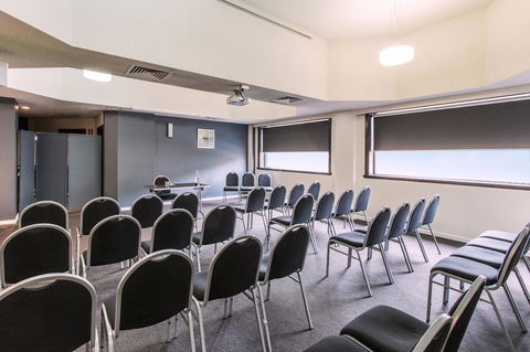 Best Western Plus Launceston - Flights 23