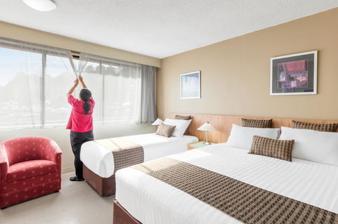 Best Western Plus Launceston - Flights 7