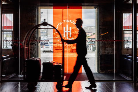 The Henry Jones Art Hotel - Flights 12