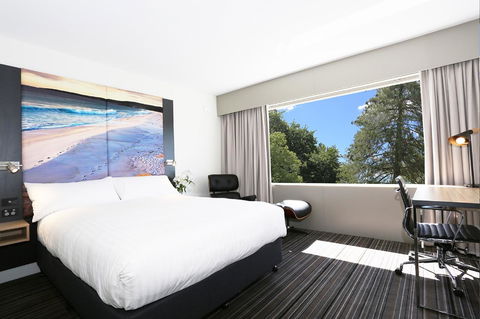 Mercure Launceston - Flights 10