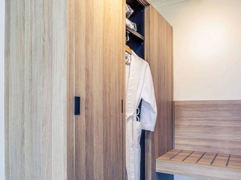 Mercure Launceston - Flights 31