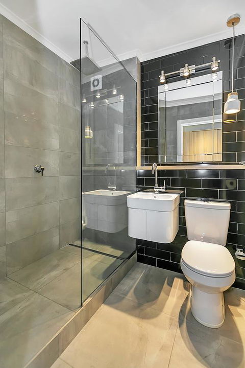 Mercure Launceston - Flights 3