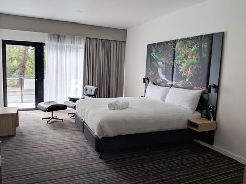 Mercure Launceston - Flights 7