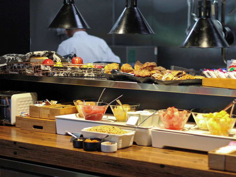 Mercure Launceston - Flights 33