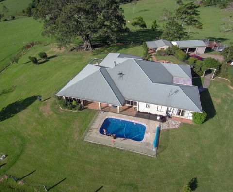 Newyan @ Maleny - Flights 0