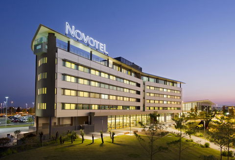 Novotel Brisbane Airport - Flights 1