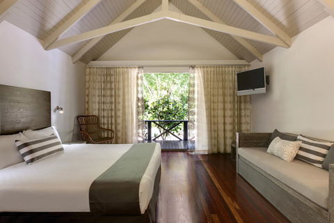 Palm Bungalows - Flights 1