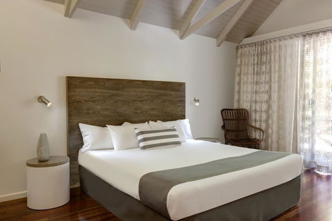 Palm Bungalows - Flights 2