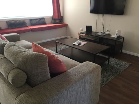 Park View Apartments - Flights 3