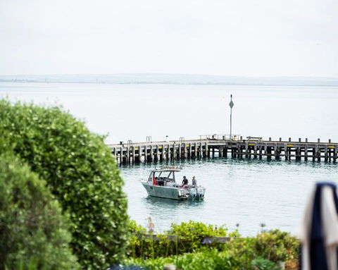Portsea Hotel - Flights 2