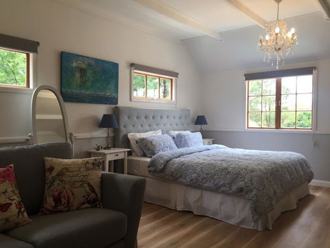 Reed House At Maleny-Blue Boudoir - Flights 3