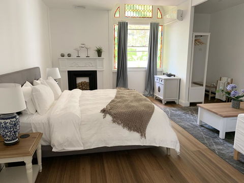 REED HOUSE At Maleny-The White Pavilion - Flights 2