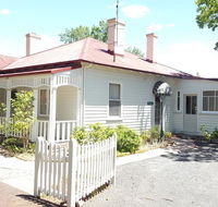 Ross BB Accommodation - Flights