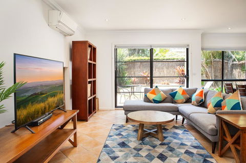 Spacious Home In The Heart Of Avalon Beach - Flights 0