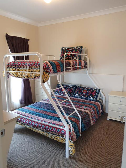 Streaky Bay Motel And Villas - Flights 1