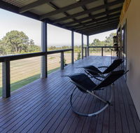 Studio 165 Hidden Gem on 50 acres with bay views - Flights