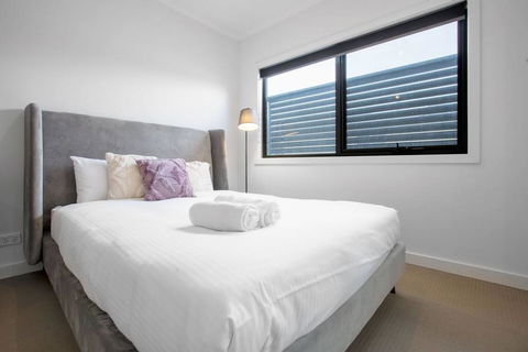 Stunning 3Beds Near Knox Shopping Centro@Wantirna - Flights 1