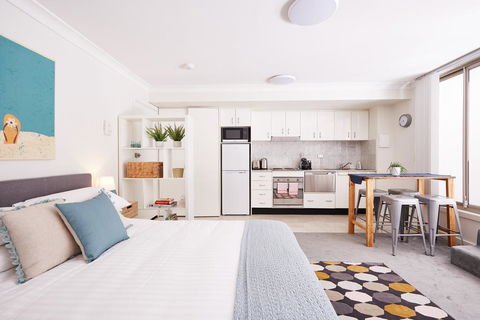 Stylish Manly Studio With BBQ Terrace And Parking - Flights 0