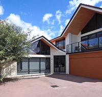Swanriver Applecross Shortstays - Flights