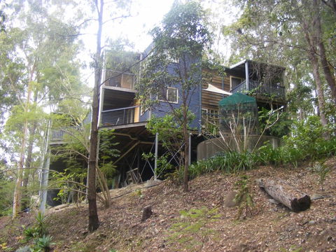 Tambaridge Bed & Breakfast - Flights 1