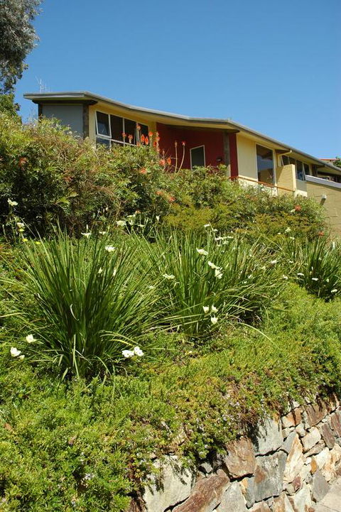 Tathra Beach House Holiday Apartments - Flights 3
