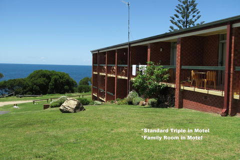 Tathra Hotel & Motel - Flights 2