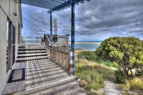 The Strand ~ On The Edge Of The Beach - Flights 5