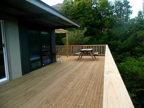 Cove Cottage - Flights 1