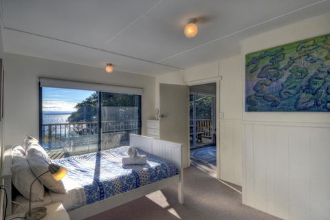 Cove Cottage - Flights 0