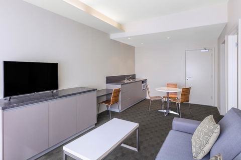 Travelodge Hotel Hobart Airport - Flights 8
