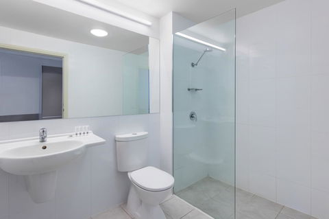 Travelodge Hotel Hobart Airport - Flights 18