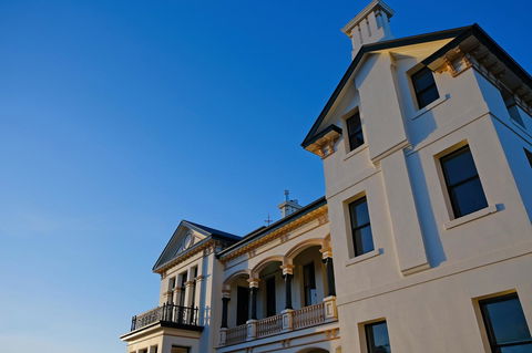 Maylands Lodge - Flights 6