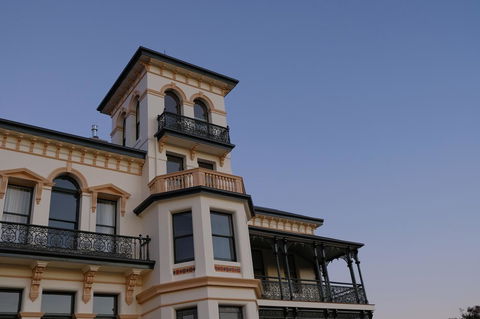 Maylands Lodge - Flights 31
