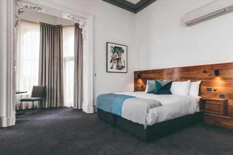 Maylands Lodge - Flights 33