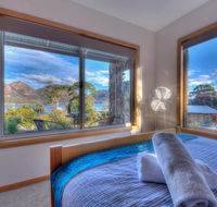 Freycinet Stone Studio 5 - Flights